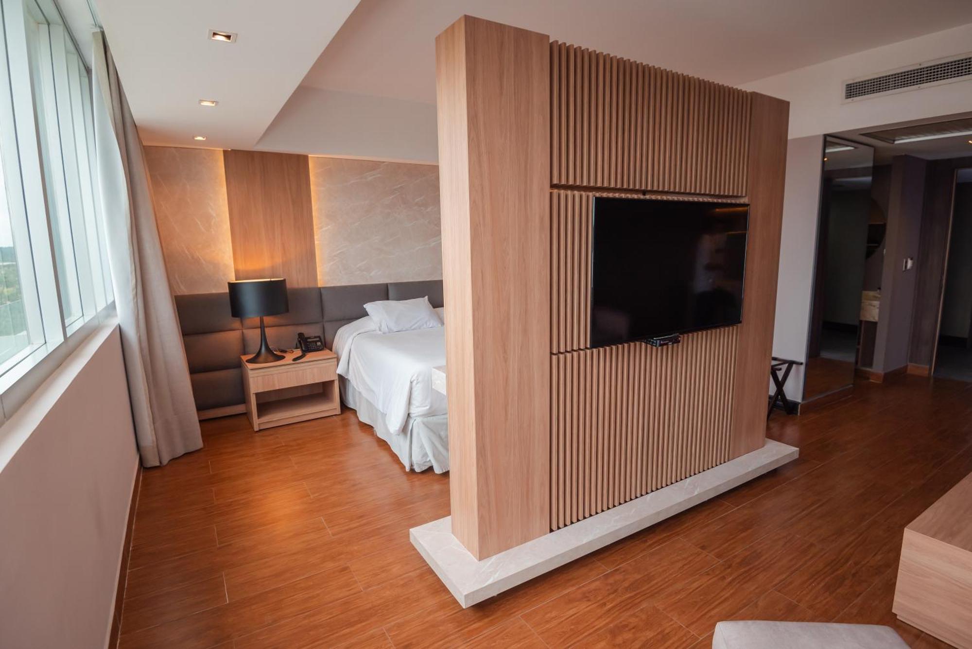 Savoy Hotel Encarnacion Bagian luar foto
