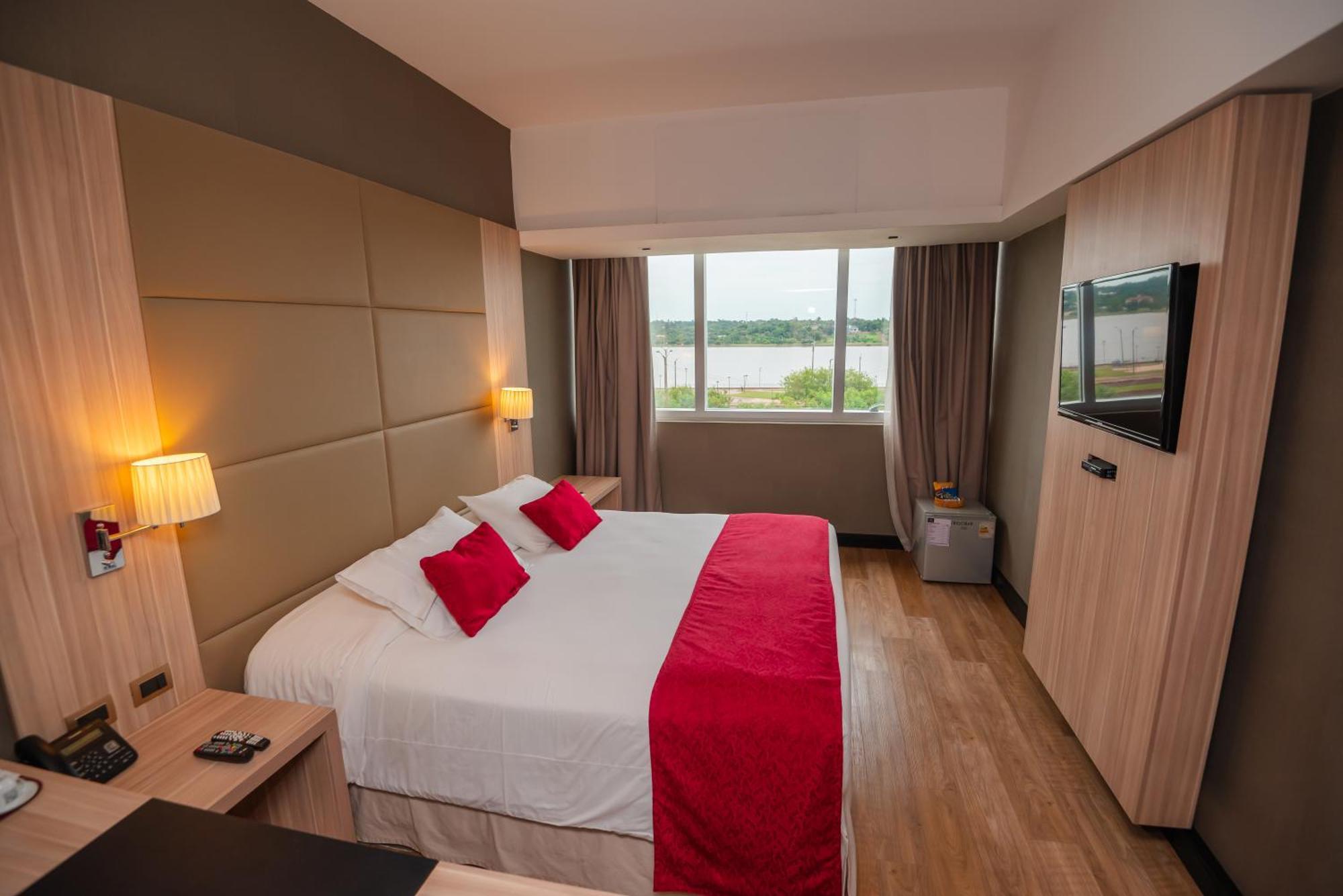 Savoy Hotel Encarnacion Bagian luar foto