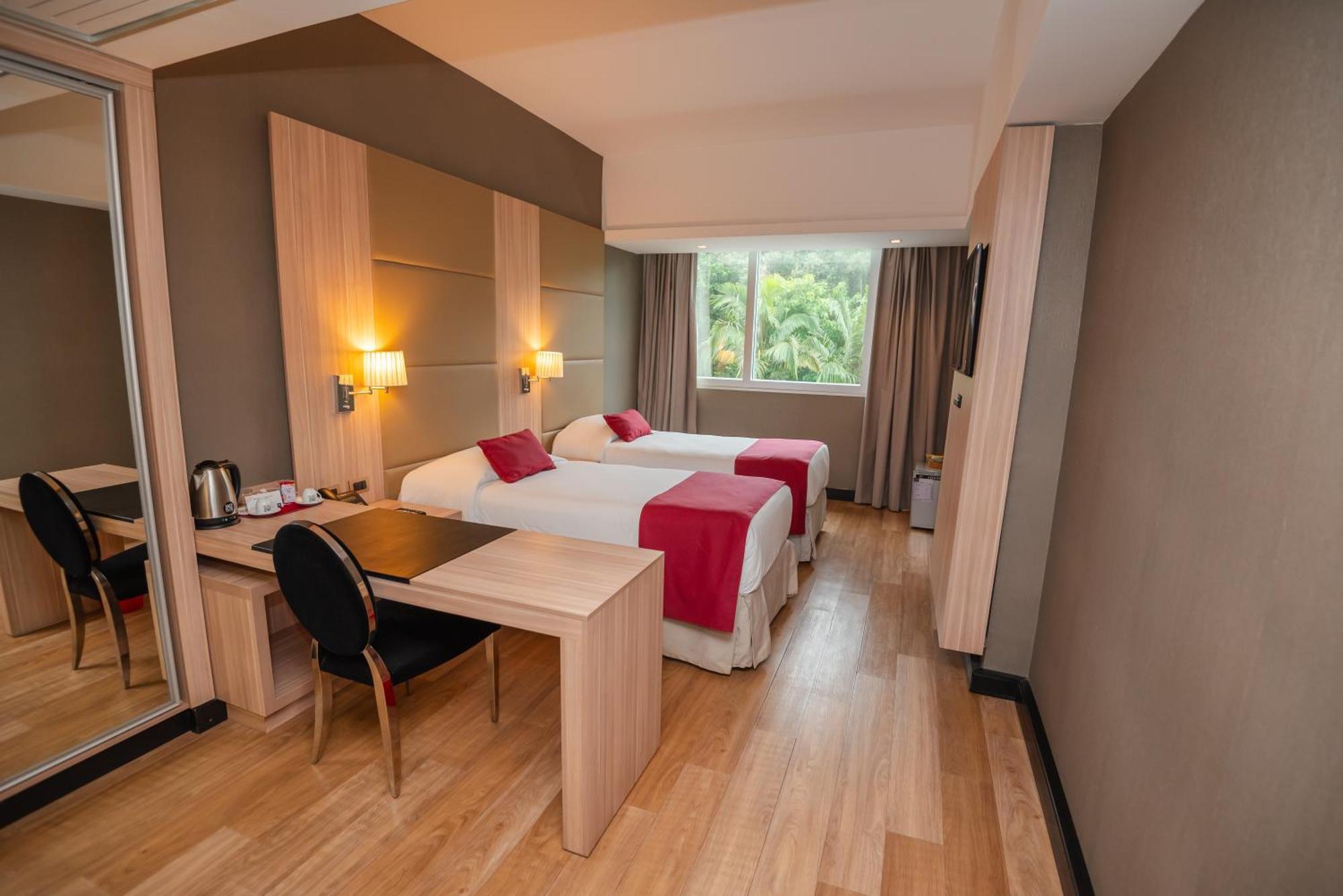 Savoy Hotel Encarnacion Bagian luar foto