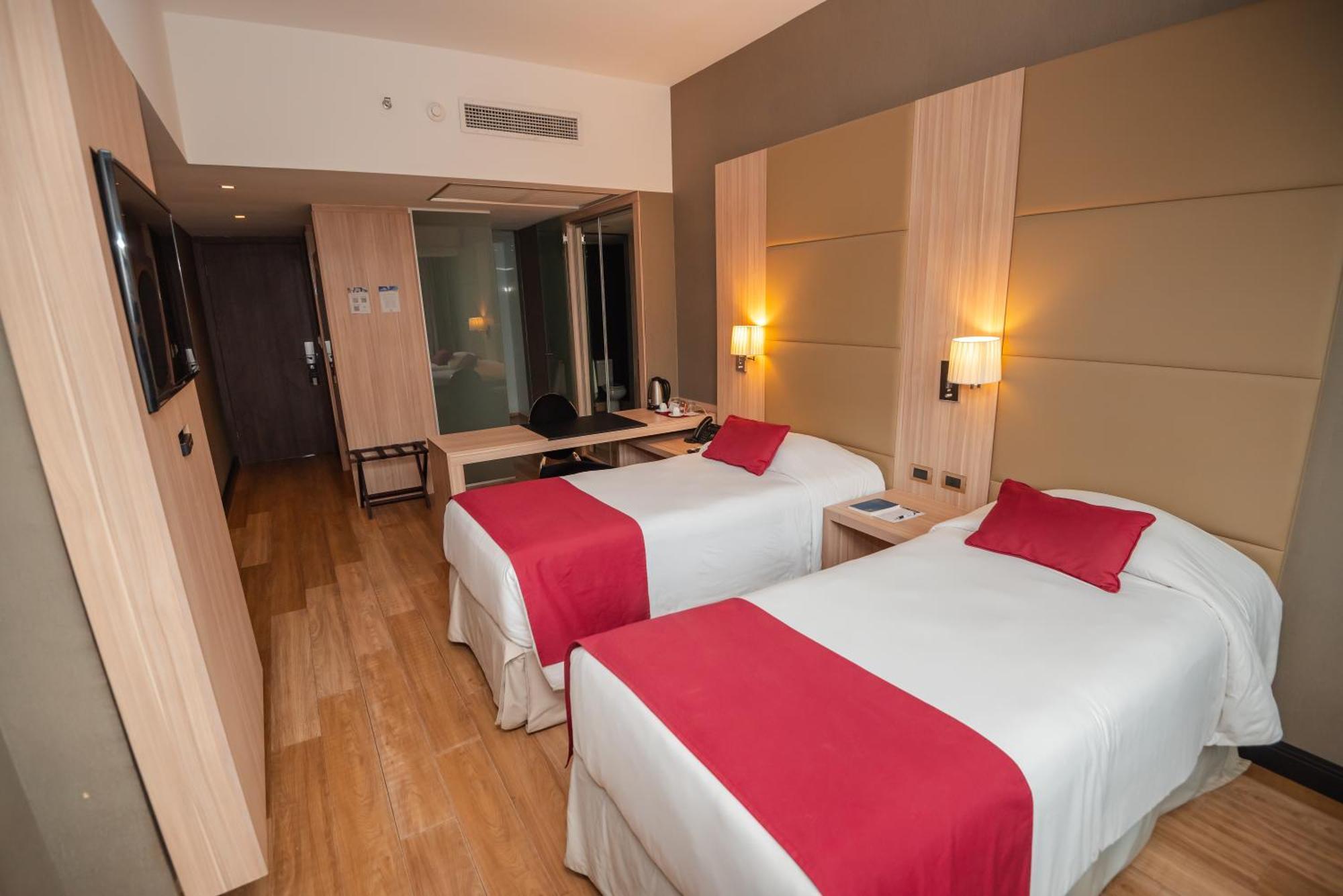 Savoy Hotel Encarnacion Bagian luar foto