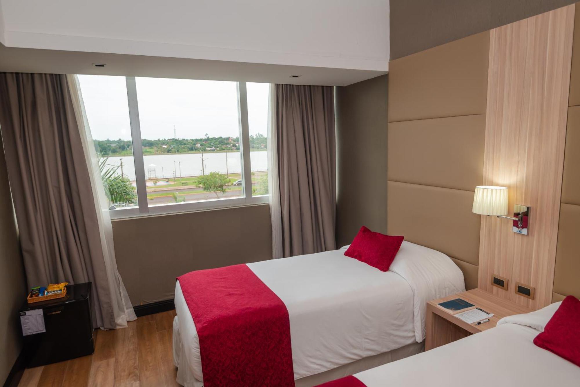 Savoy Hotel Encarnacion Bagian luar foto